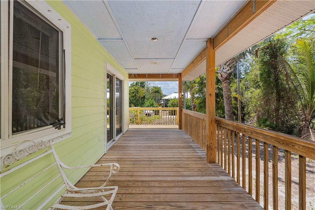 7322 Hibiscus Ave Property Photo 4