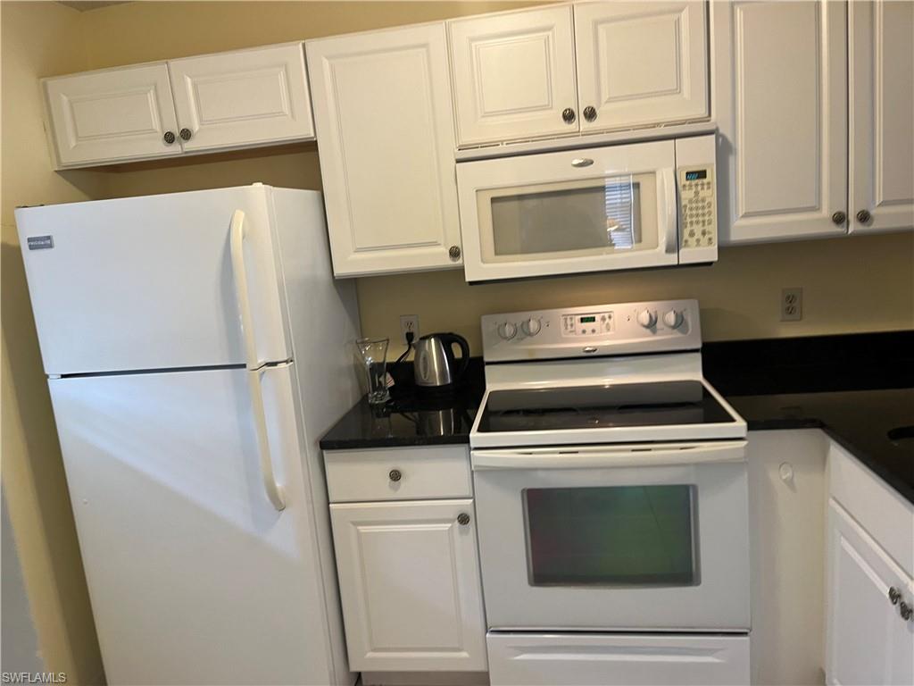 9261 Central Park Dr 206 Property Photo 2