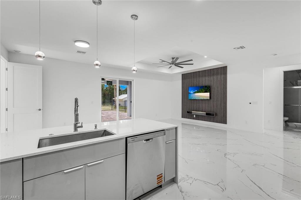 407 Columbus Ave Property Photo 12