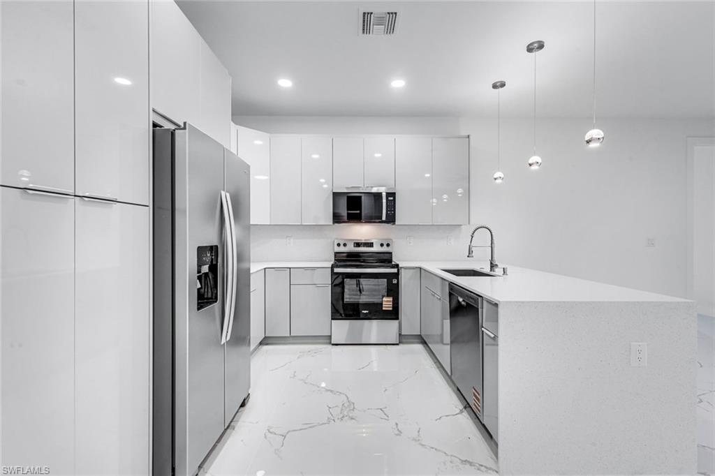 407 Columbus Ave Property Photo 14