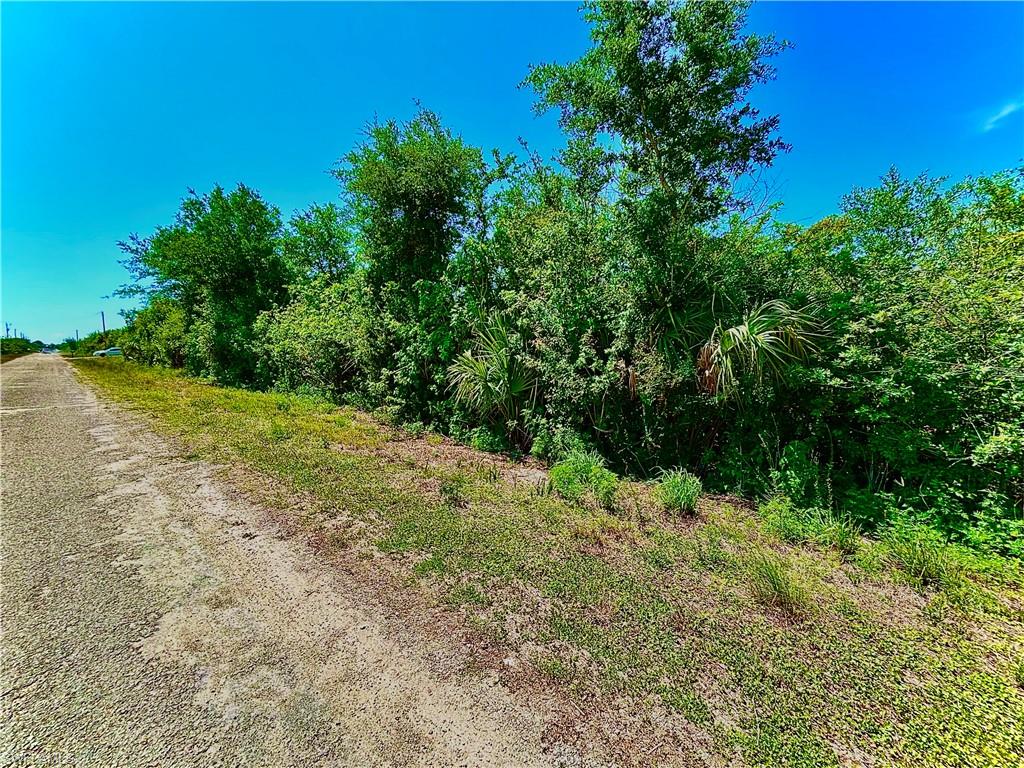 857 Casper Yost St E Property Photo 1