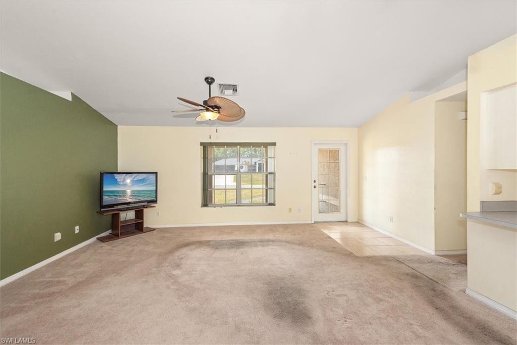 6211 Castlewood Cir Property Photo 4