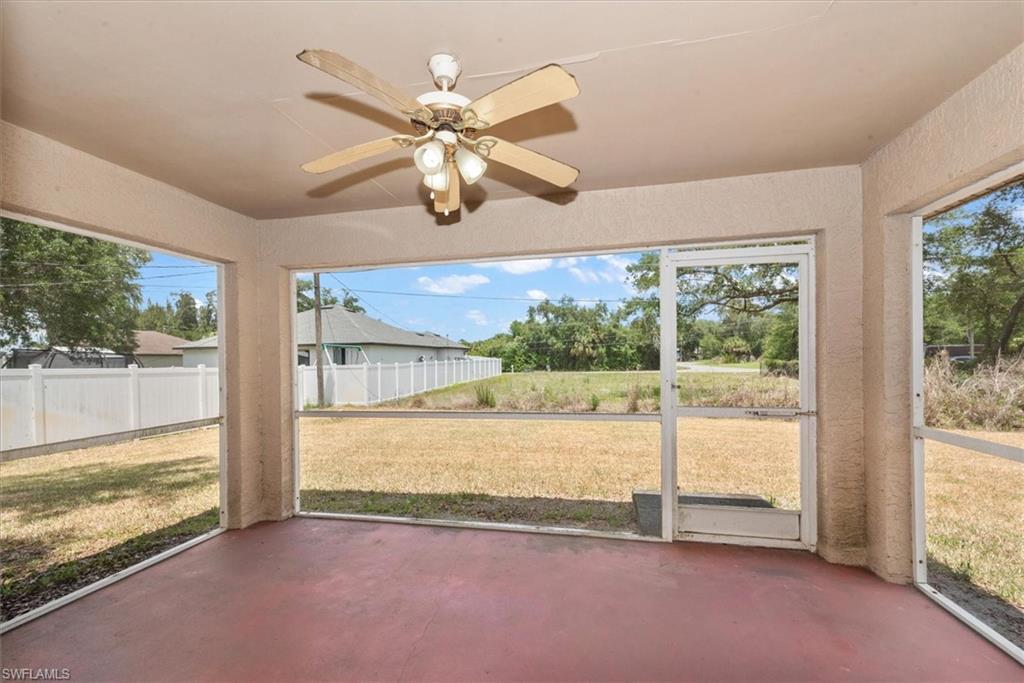 6211 Castlewood Cir Property Photo 5