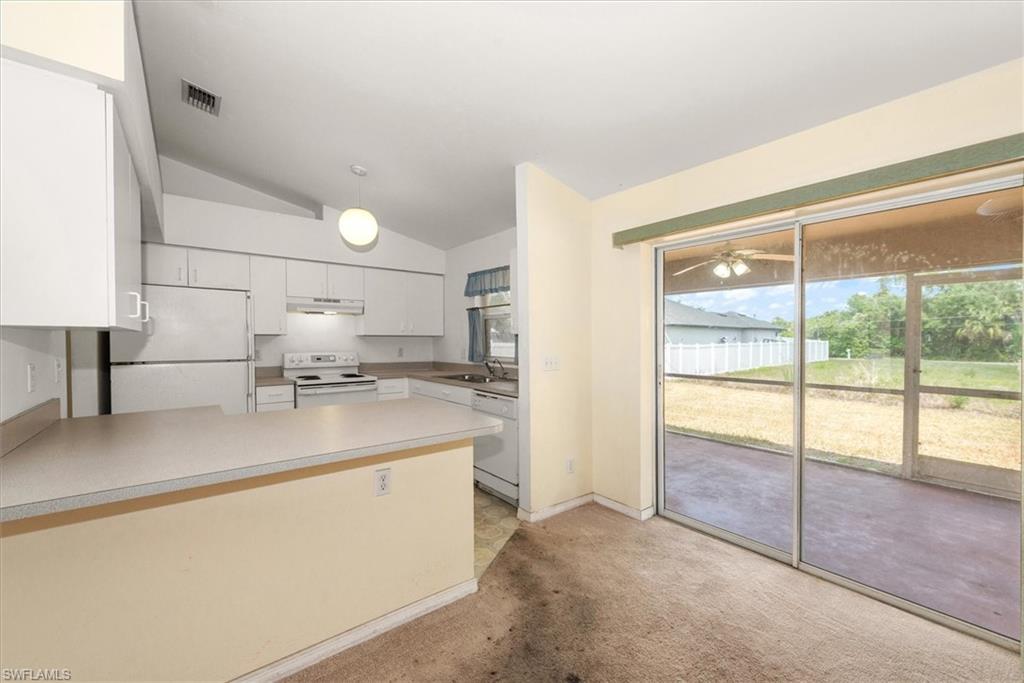 6211 Castlewood Cir Property Photo 11