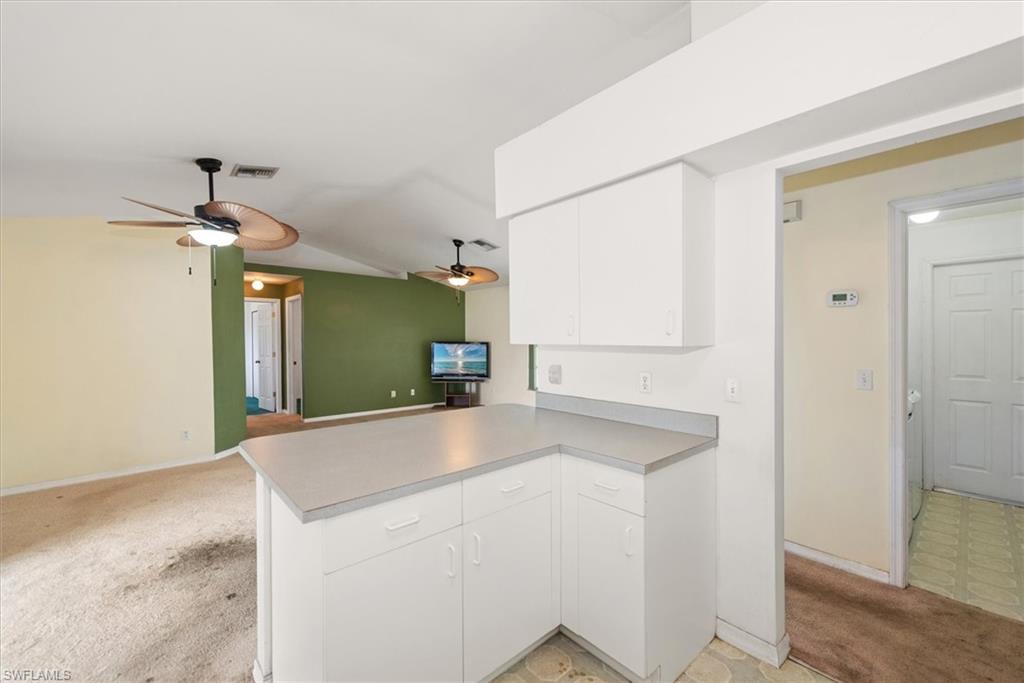 6211 Castlewood Cir Property Photo 14