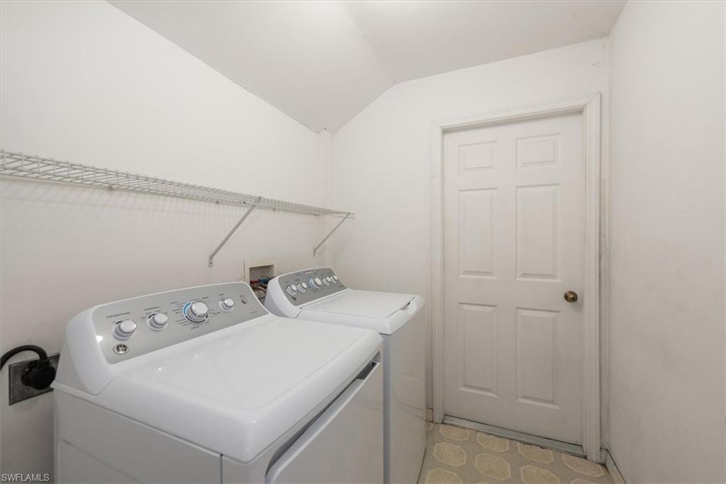 6211 Castlewood Cir Property Photo 24
