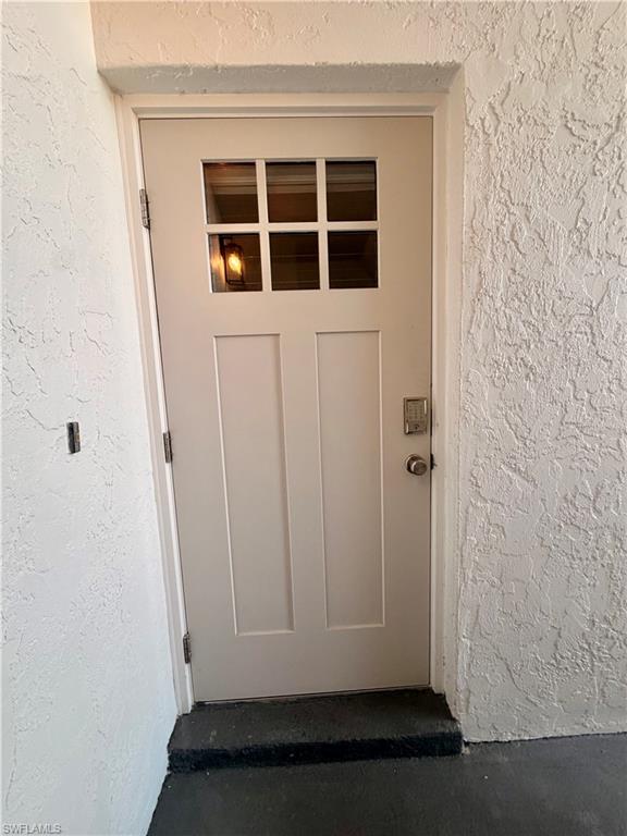 4912 Vincennes St 103 Property Photo 2