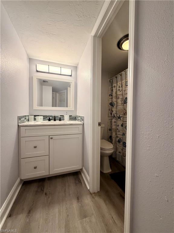 4912 Vincennes St 103 Property Photo 24