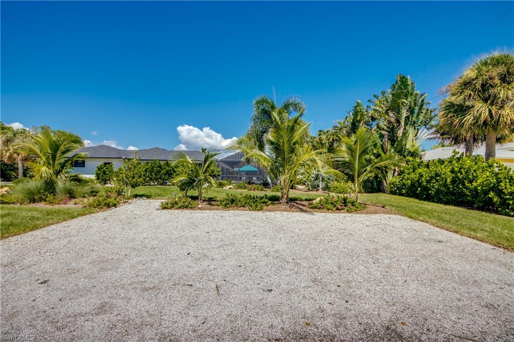 1022 Lindgren Blvd Property Photo 44