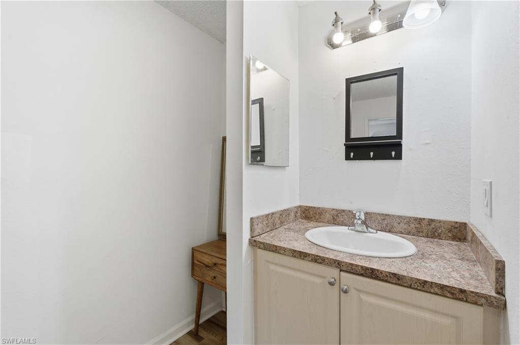 2366 E Mall Dr 403 Property Photo 16