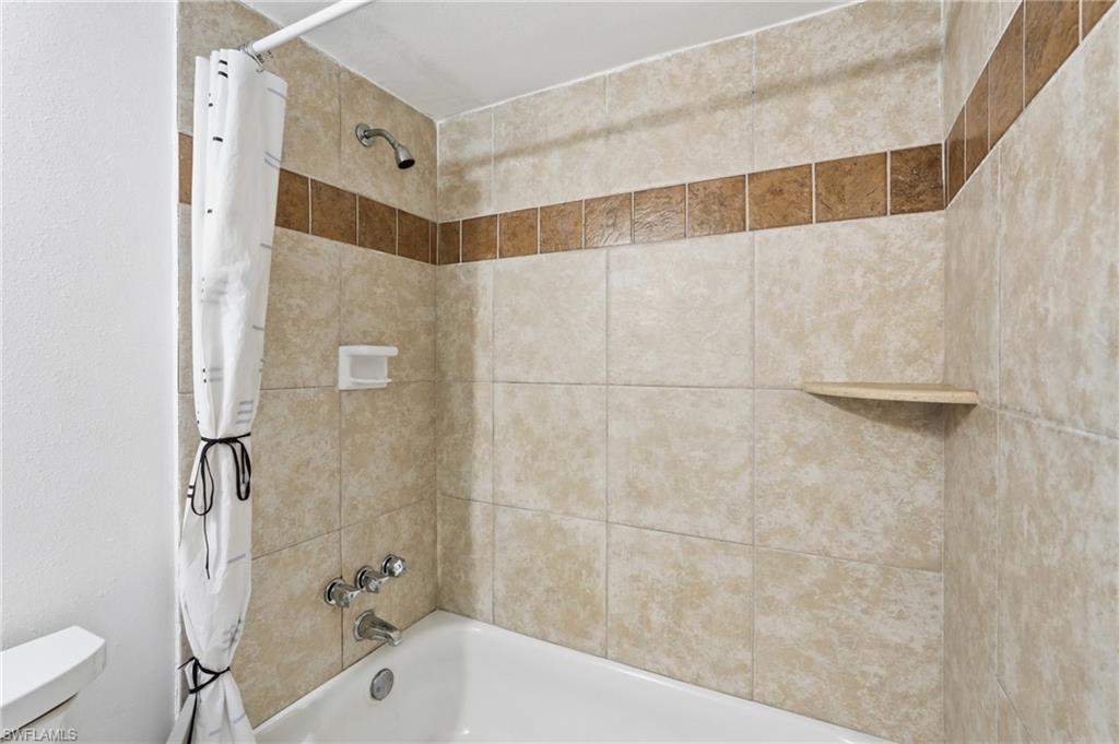 2366 E Mall Dr 403 Property Photo 21