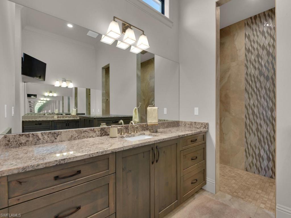 5418 Sands Blvd Property Photo 29