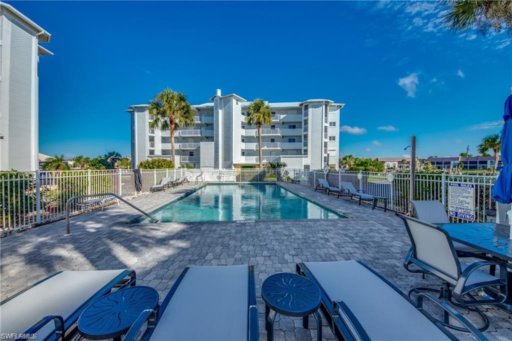 4541 Bay Beach Ln 341 Property Photo 3