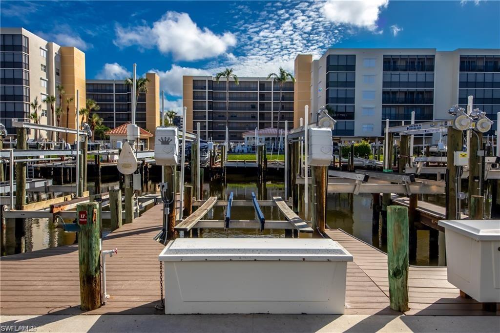 4541 Bay Beach Ln 341 Property Photo 6