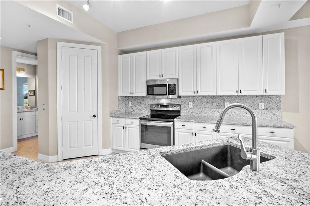 98 Vivante Blvd 410 Property Photo 6