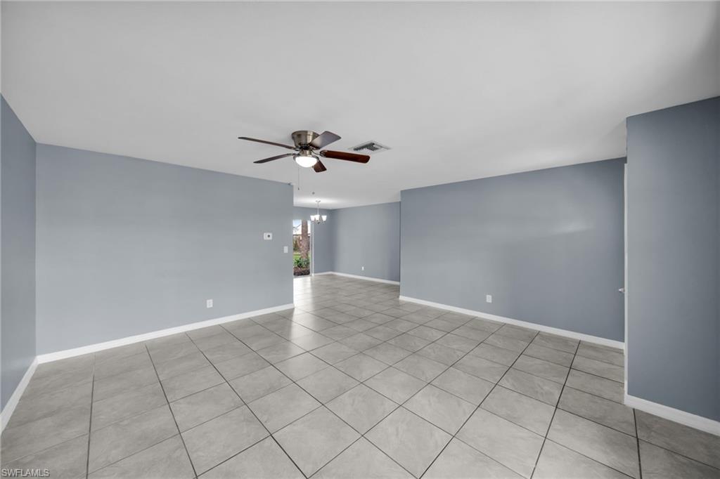 2085 E Tobago Cir Property Photo 6