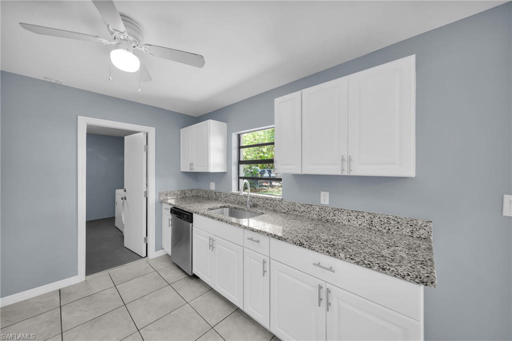 2085 E Tobago Cir Property Photo 11