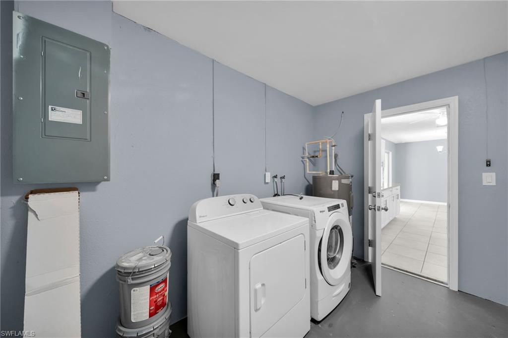 2085 E Tobago Cir Property Photo 13