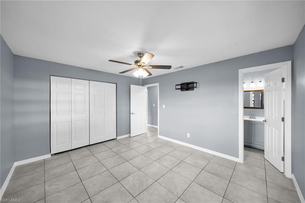 2085 E Tobago Cir Property Photo 17