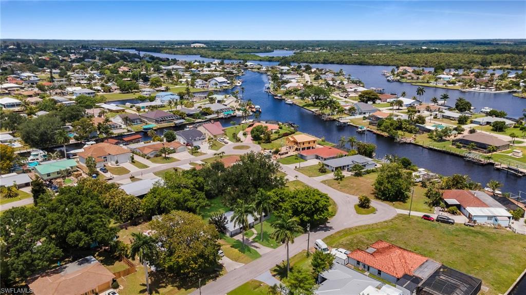 2085 E Tobago Cir Property Photo 30