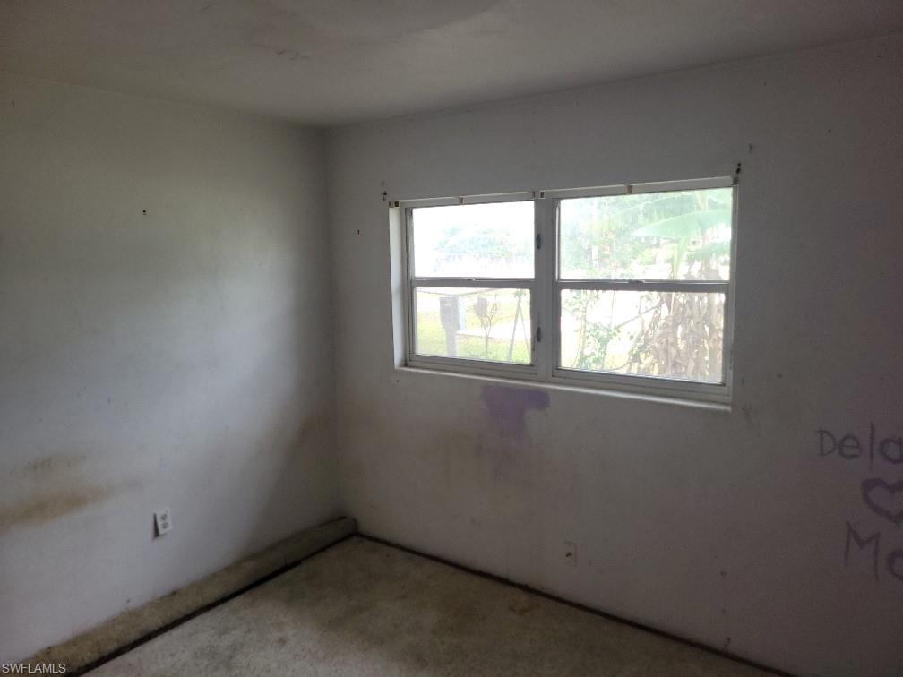1270 Pinecrest St Property Photo 9