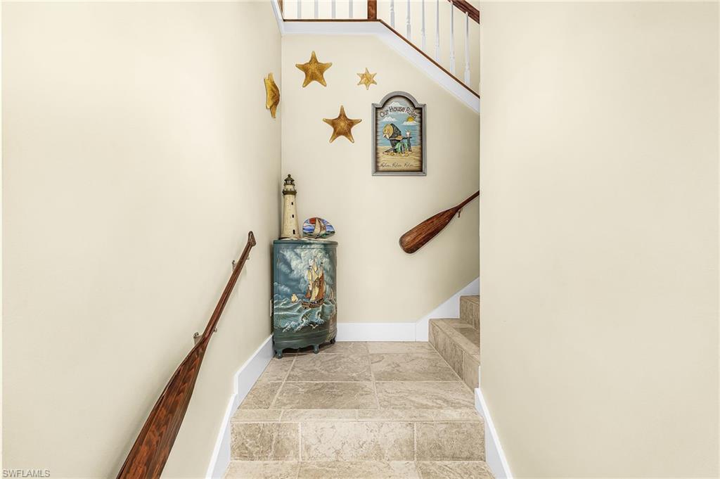 2096 Macadamia St Property Photo 7