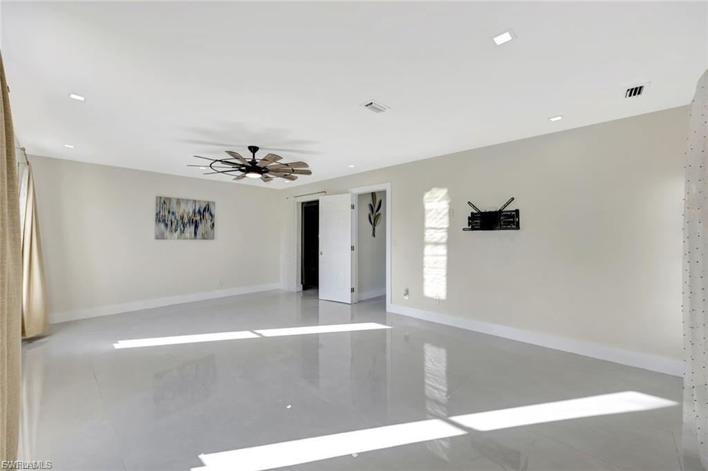 2320 Sw 21st St Property Photo 14
