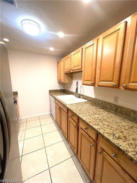 1849 Maravilla Ave C2 Property Photo 4