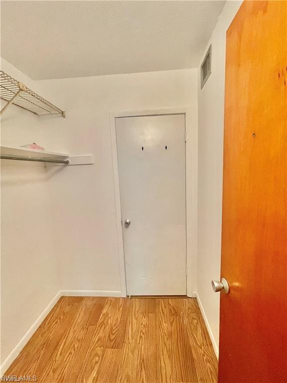 1849 Maravilla Ave C2 Property Photo 9