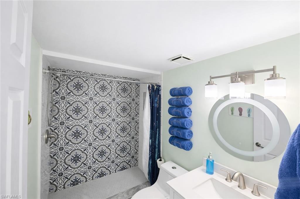 100 Estero Blvd 332 Property Photo 9