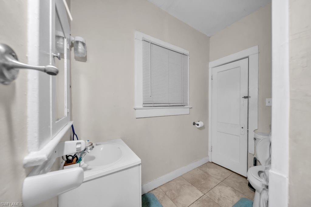 1840 Lafayette St Property Photo 16