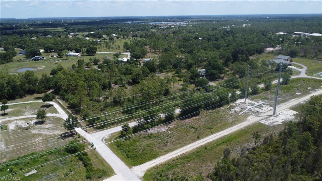 5246 Grovewood Cir Property Photo 8