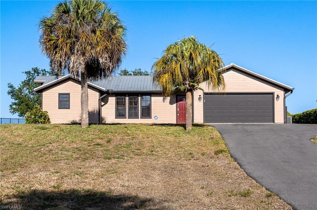 550 Caloosa Estates DR Property Photo 1