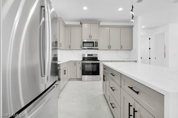 3005 52nd St W Property Photo 10