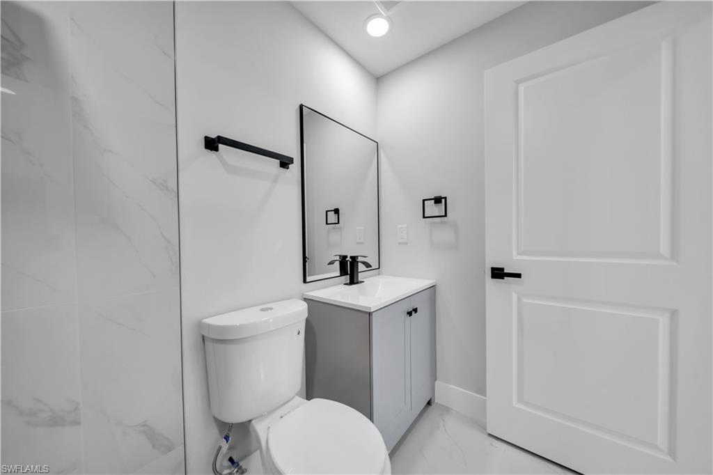 2604 51st St Sw Property Photo 9