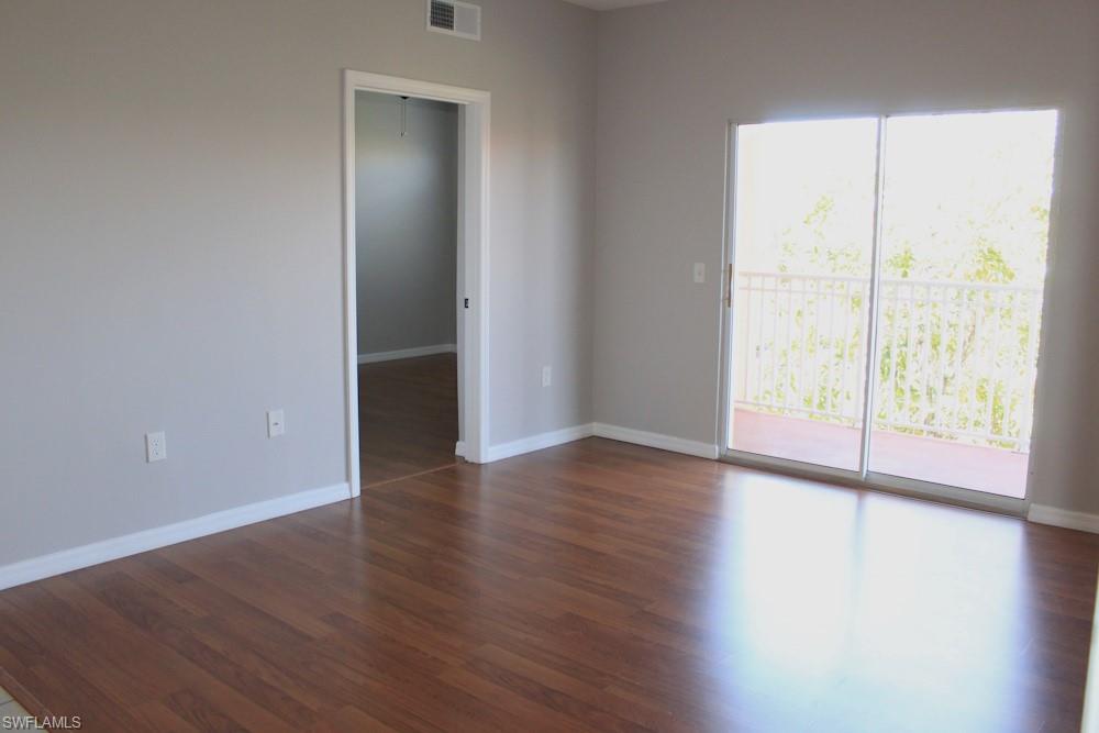 15605 Ocean Walk Cir 303 Property Photo 5
