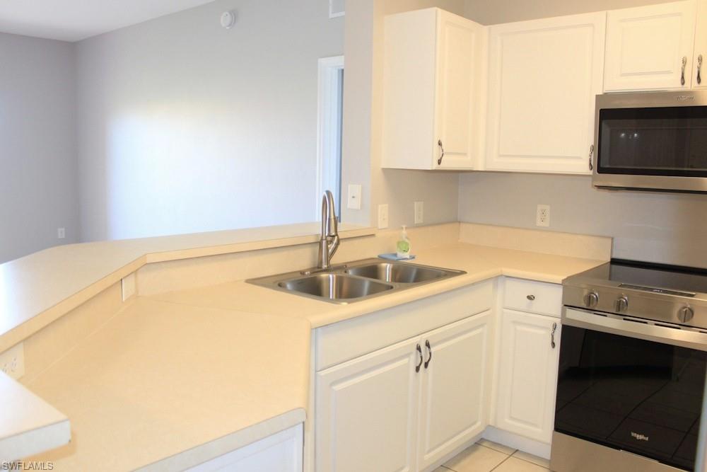 15605 Ocean Walk Cir 303 Property Photo 9