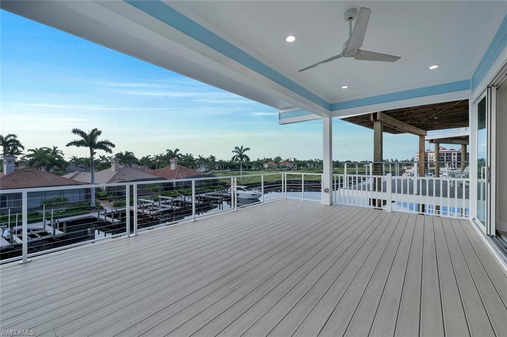 5870 Shell Cove Dr Property Photo 11