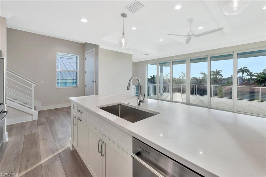 5870 Shell Cove Dr Property Photo 15