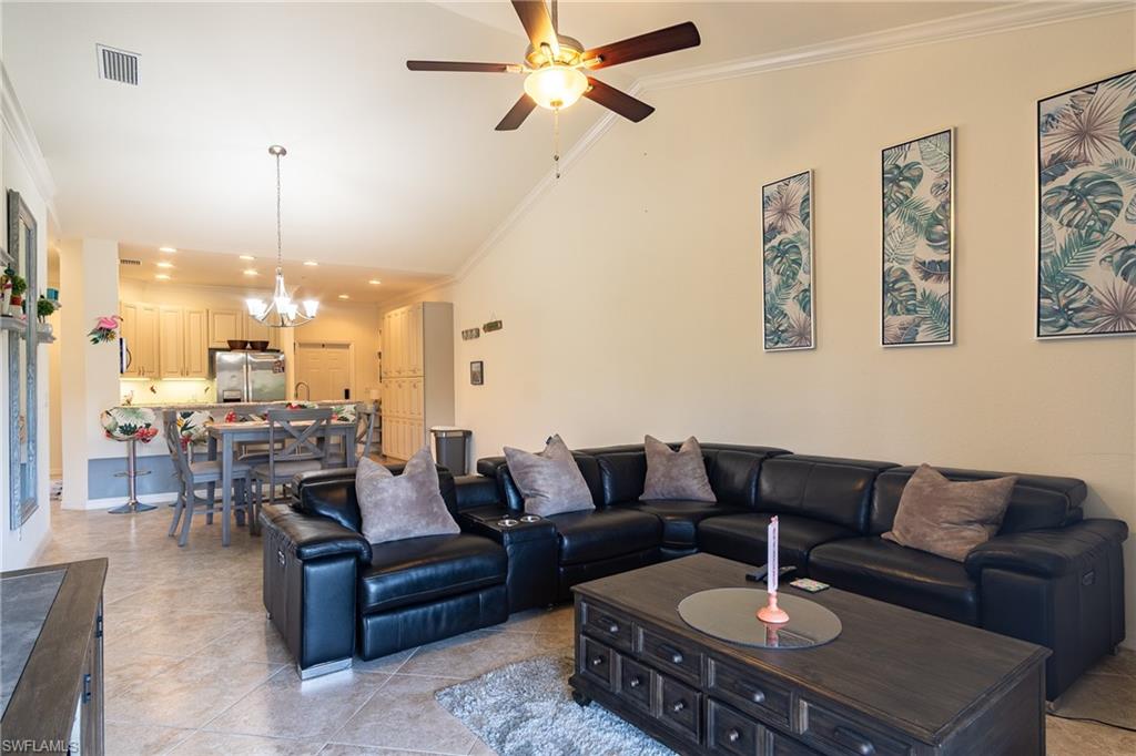 1102 Winding Pines Cir 206 Property Photo 12