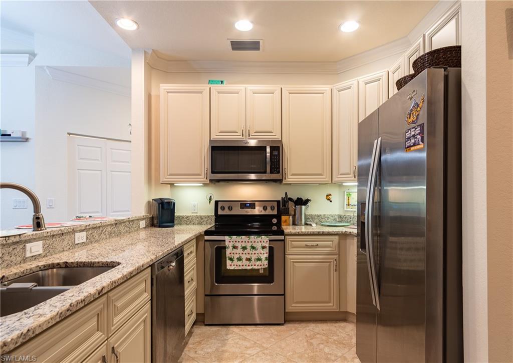 1102 Winding Pines Cir 206 Property Photo 18
