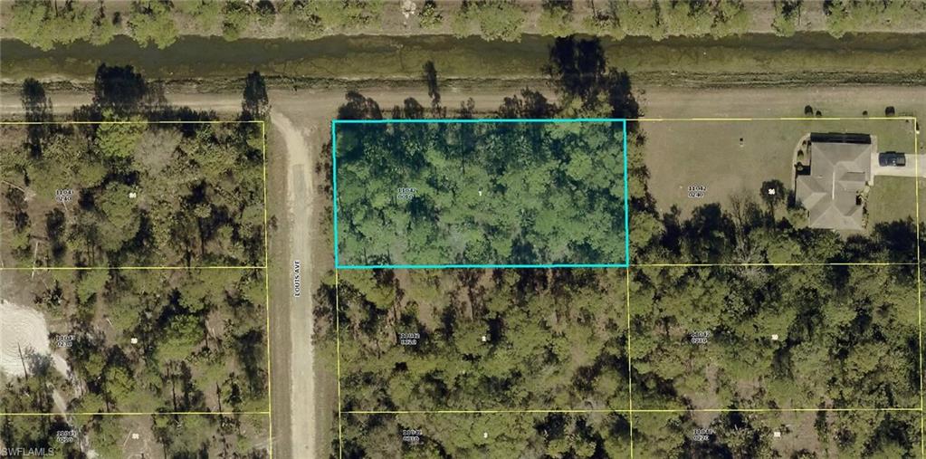 722 Louis AVE Property Photo 1