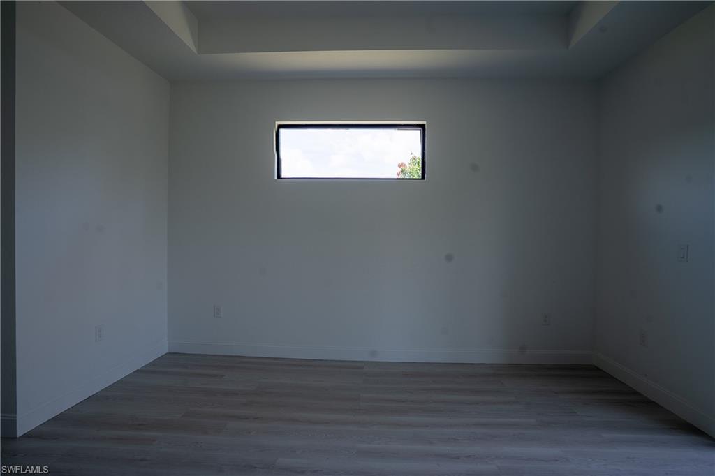 3296 Glencove St Property Photo 9