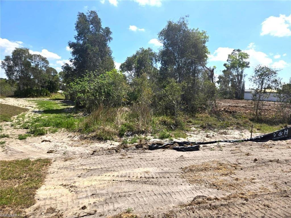 811 Bell Blvd S Property Photo 3