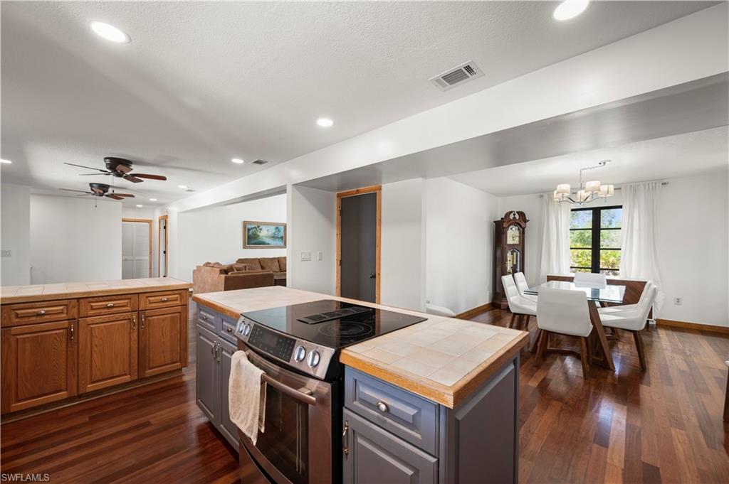 5674 Blackjack Ct S Property Photo 14