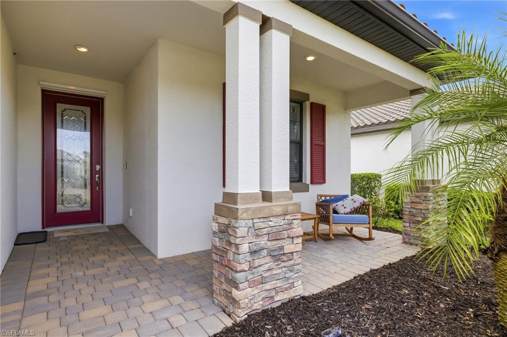 11872 Arbor Trace Dr Property Photo 3