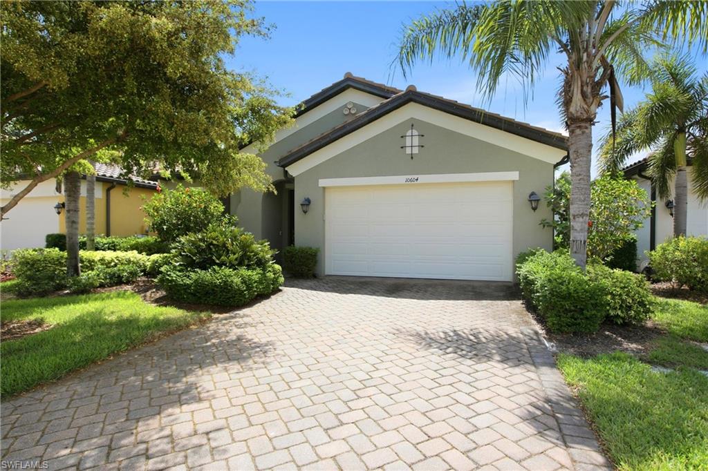 10604 Essex Square Blvd Property Photo 3