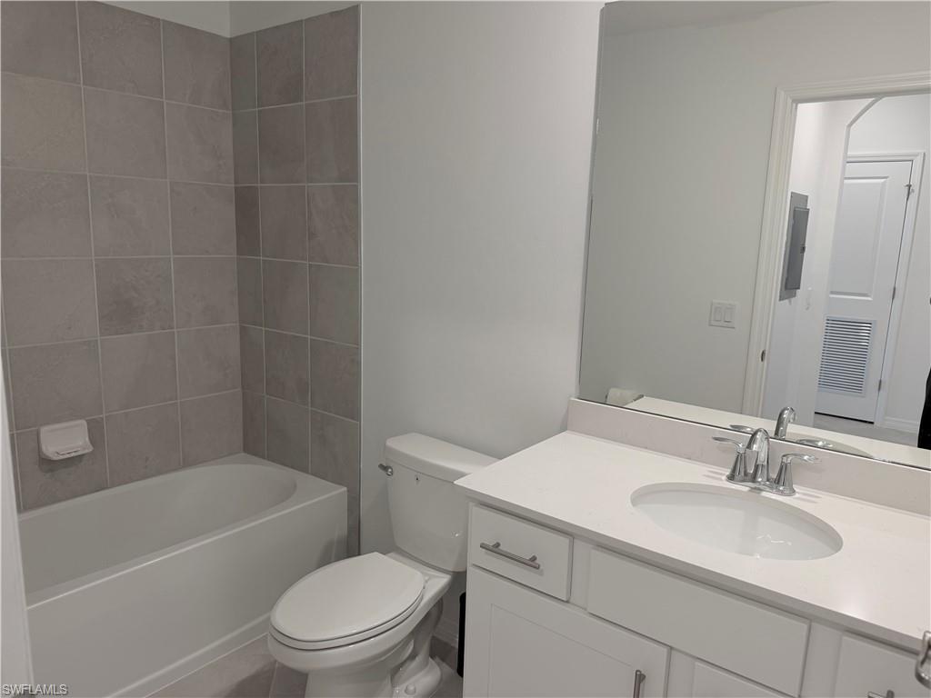 18421 Copperhead Ct N 222 Property Photo 14