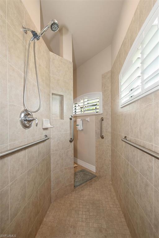 1614 Nw 43rd Ave Property Photo 16