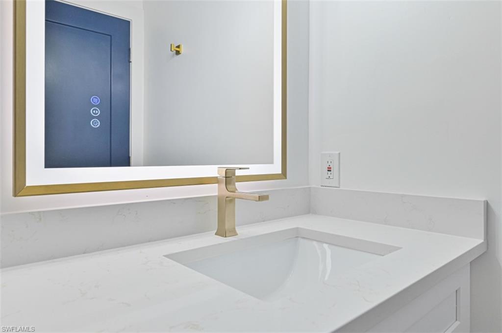13521 Eagle Ridge Dr 136 Property Photo 4